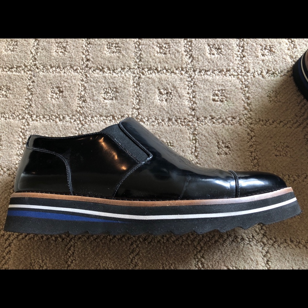 Vince Shoes Size 8